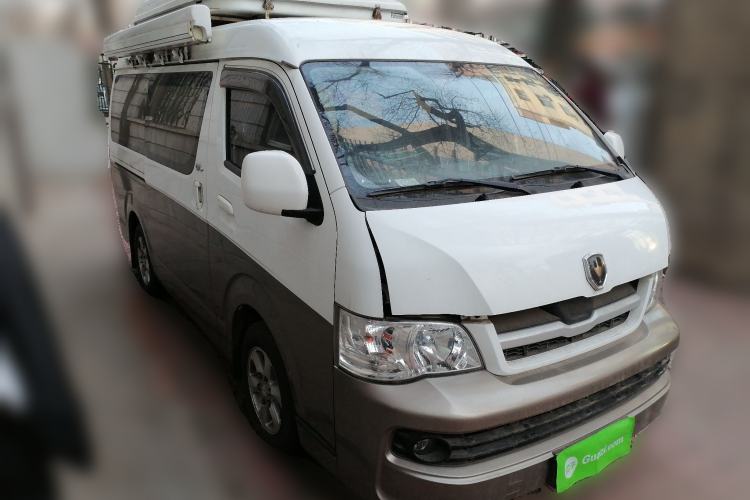 Used Jinbei Hiace 2014 2.0L Comfort Version V19 Front Right 45 Deg