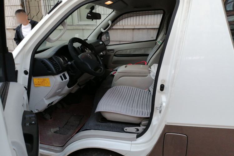 Used Jinbei Hiace 2014 2.0L Comfort Version V19 Left Front Seat