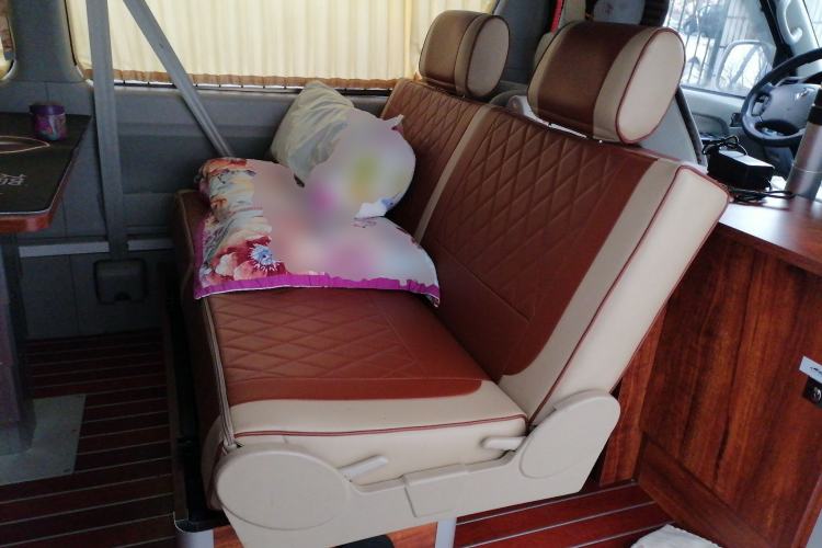 Used Jinbei Hiace 2014 2.0L Comfort Version V19 Left Rear Seat