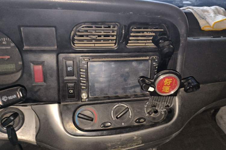 Used Jinbei Hiace 2014 2.0L 5th Generation Kuaiyunwang Business Version 4G19 Audio And AC Panel