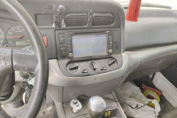 Used Jinbei Hiace 2014 2.0L 5th Generation Kuaiyunwang Business Version 4G19 Audio And AC Panel