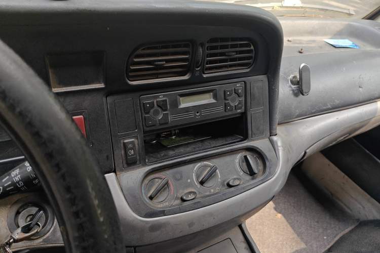 Used Jinbei Hiace  Audio And AC Panel