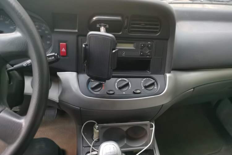 Used Jinbei Hiace 2014 2.0L 5th Generation Kuaiyunwang Business Version 4G19 Audio And AC Panel