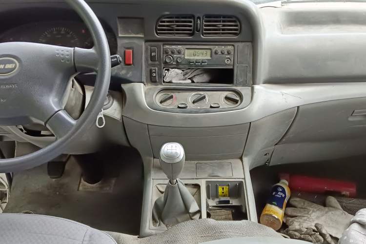 Used Jinbei Hiace 2014 2.0L Fifth-Generation Xiangyun Comfort Type 1 4G20C Audio And AC Panel