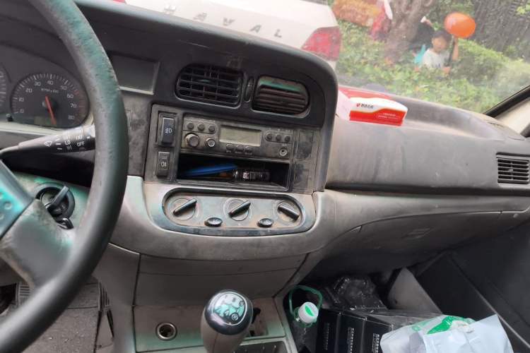 Used Jinbei Hiace 2014 2.0L 5th Generation Kuaiyunwang Business Version 4G19 Audio And AC Panel