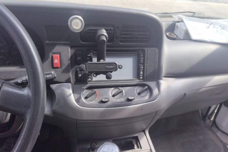 Used Jinbei Hiace 2014 2.0L 5th Generation Kuaiyunwang Business Version 4G19 Audio And AC Panel