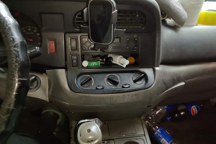 Used Jinbei Hiace 2014 2.0L 5th Generation Kuaiyunwang Business Version 4G20B Audio And AC Panel