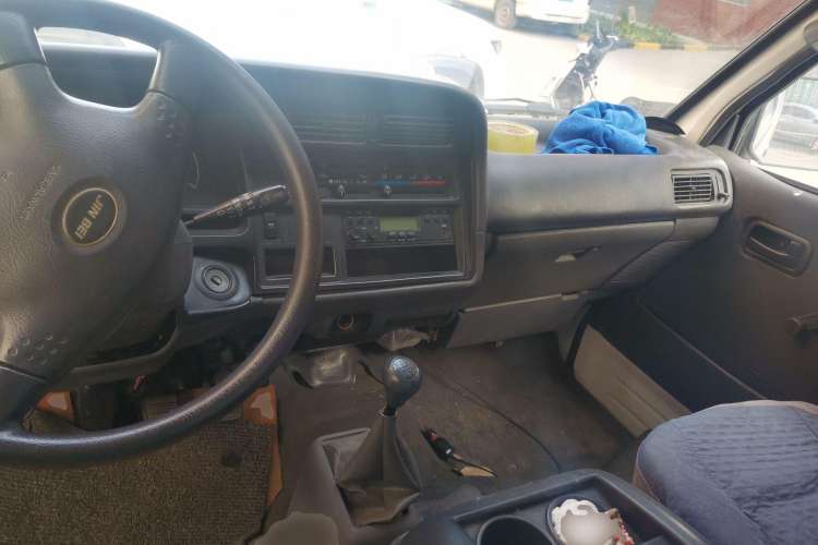 Used Jinbei Hiace 2014 2.0L 5th Generation Kuaiyunwang Business Version 4G21B Center Console