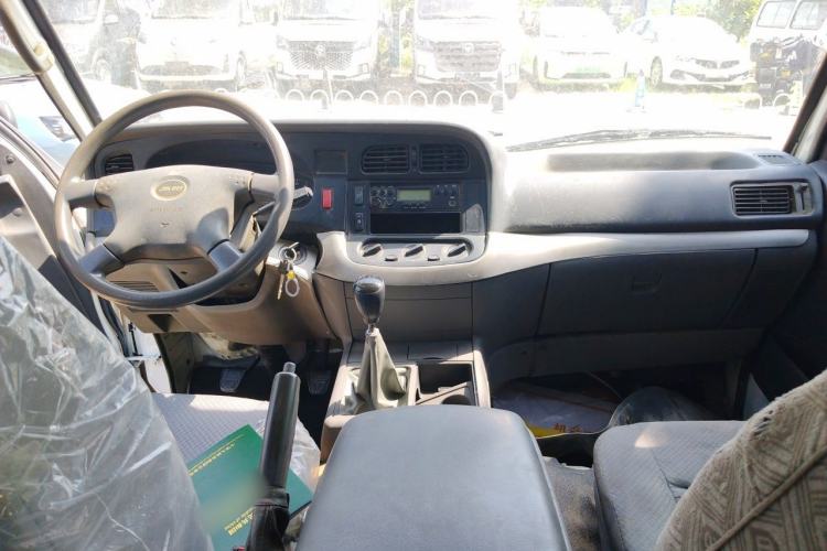 Used Jinbei Hiace  Center Console