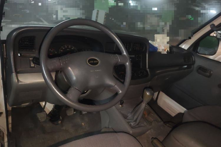 Used Jinbei Hiace 2014 2.0L 5th Generation Kuaiyunwang Business Version 4G19 Center Console