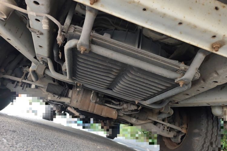 Used Jinbei Hiace 2014 2.0L 5th Generation Kuaiyunwang Business Version 4G19 Chassis Front