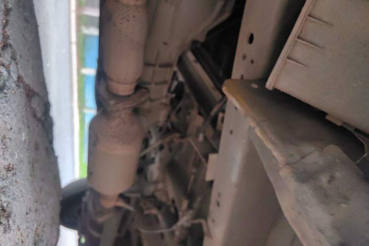 Used Jinbei Hiace 2014 2.0L 5th Generation Kuaiyunwang Business Version 4G19 Chassis Front Left