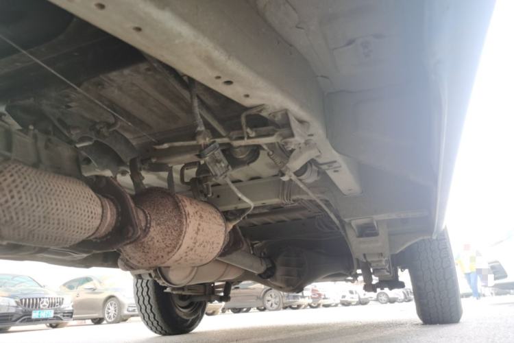 Used Jinbei Hiace 2014 2.0L 5th Generation Kuaiyunwang Business Version 4G20B Chassis Front Left