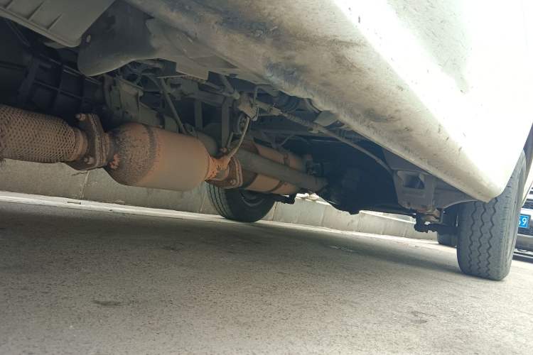 Used Jinbei Hiace 2014 2.0L Fifth-Generation Xiangyun Comfort Type 1 4G20C Chassis Front Left