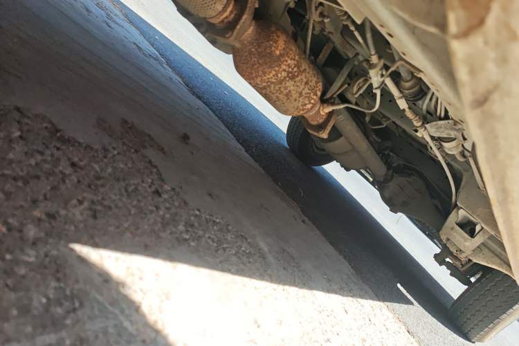 Used Jinbei Hiace 2014 2.0L Fifth-Generation Xiangyun Comfort Type 1 4G20C Chassis Front Left