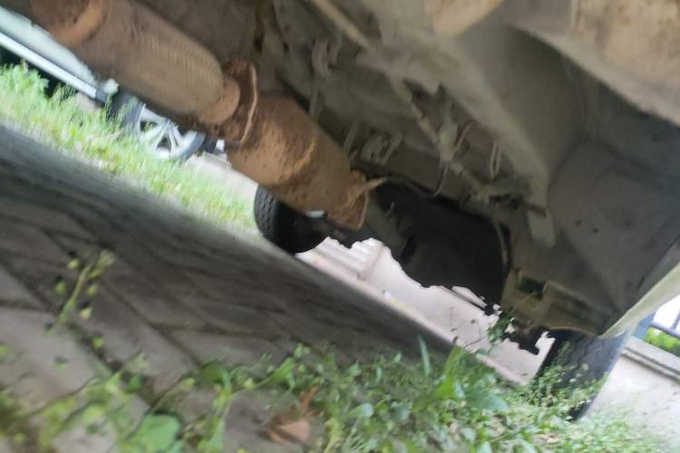 Used Jinbei Hiace 2014 2.0L 5th Generation Kuaiyunwang Business Version 4G19 Chassis Front Left