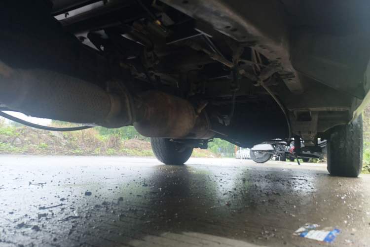 Used Jinbei Hiace 2014 2.0L Fifth-Generation Power King Classic V19 Chassis Front Left