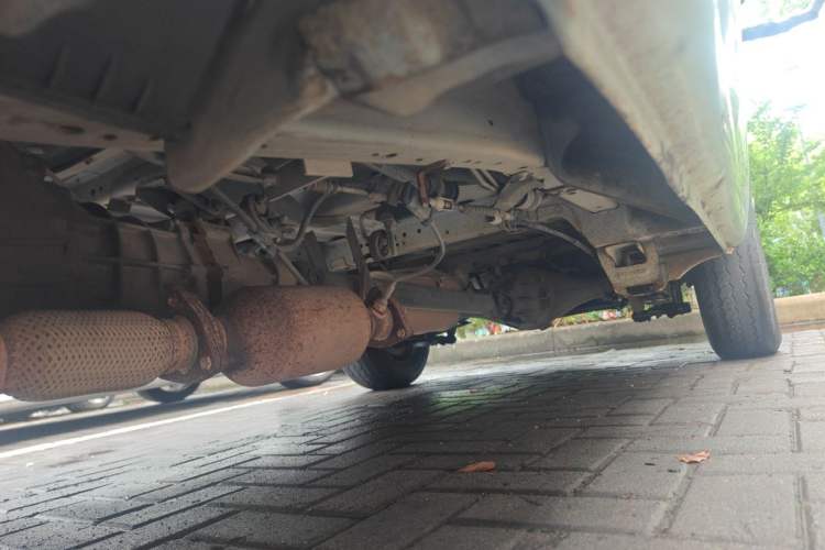 Used Jinbei Hiace 2014 2.0L Fifth-Generation Xiangyun Comfort Type 1 4G20C Chassis Front Left