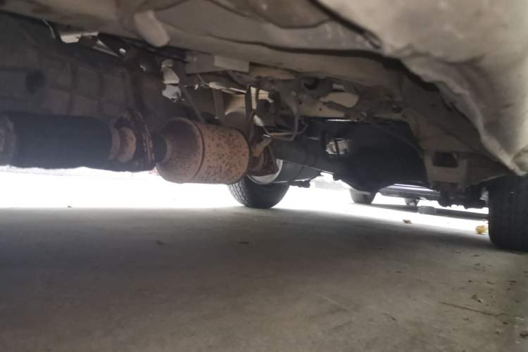 Used Jinbei Hiace 2014 2.0L 5th Generation Kuaiyunwang Business Version 4G20B Chassis Front Left