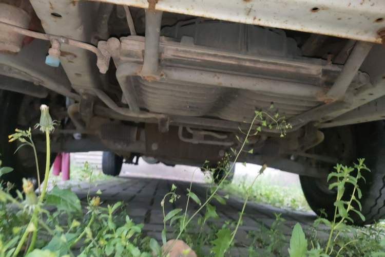 Used Jinbei Hiace 2014 2.0L 5th Generation Kuaiyunwang Business Version 4G19 Chassis Front
