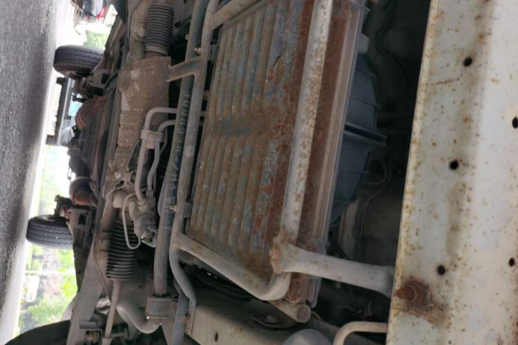 Used Jinbei Hiace 2014 2.0L Fifth-Generation Xiangyun Comfort Type 1 4G20C Chassis Front