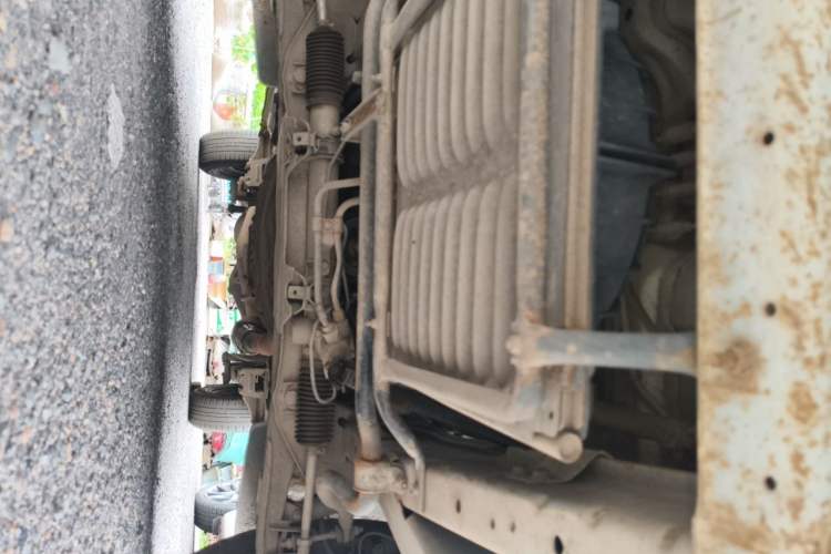 Used Jinbei Hiace 2014 2.0L 5th Generation Kuaiyunwang Business Version 4G19 Chassis Front