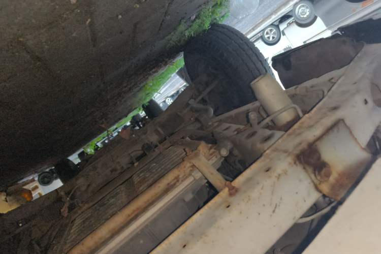 Used Jinbei Hiace 2014 2.0L 5th Generation Kuaiyunwang Business Version 4G20B Chassis Front