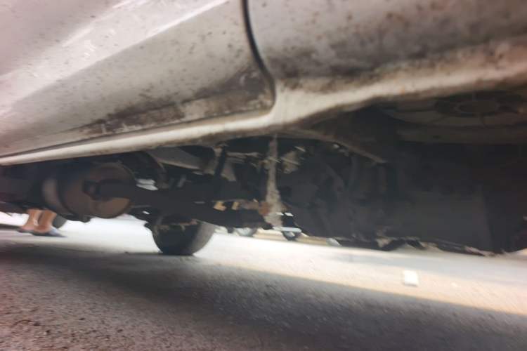 Used Jinbei Hiace 2014 2.0L 5th Generation Kuaiyunwang Business Version 4G19 Chassis Front Right