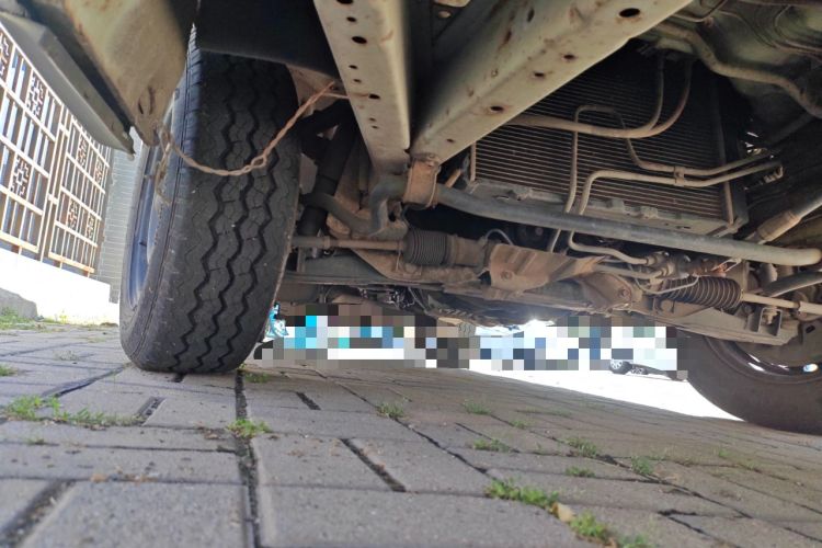 Used Jinbei Hiace 2014 2.0L Fifth-Generation Power King Classic 4G20D4B Chassis Front Right