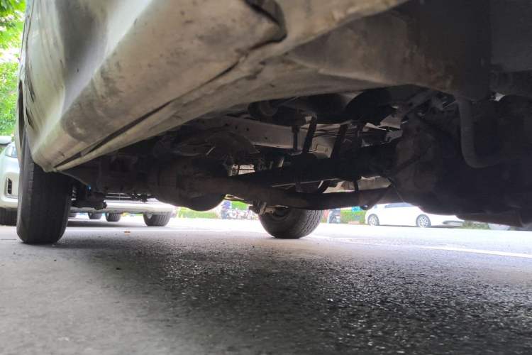Used Jinbei Hiace 2014 2.0L 5th Generation Kuaiyunwang Business Version 4G19 Chassis Front Right