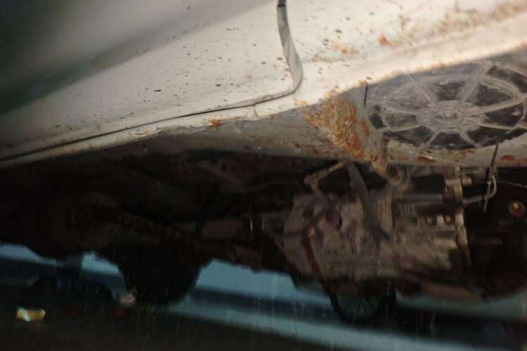 Used Jinbei Hiace 2014 2.0L 5th Generation Kuaiyunwang Business Version 4G19 Chassis Front Right