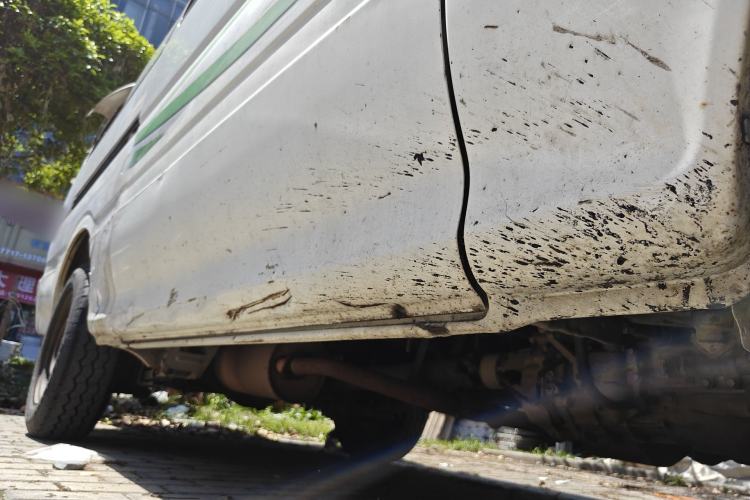 Used Jinbei Hiace 2014 2.0L Fifth-Generation Xiangyun Comfort Type 1 4G20C Chassis Front Right