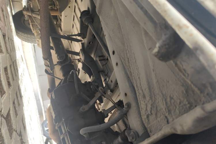 Used Jinbei Hiace 2014 2.0L Fifth-Generation Power King Classic 4G20D4B Chassis Front Right