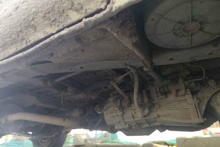 Used Jinbei Hiace 2014 2.0L 5th Generation Kuaiyunwang Business Version 4G20B Chassis Front Right