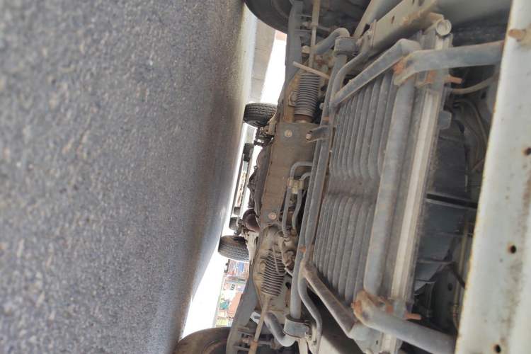 Used Jinbei Hiace 2014 2.0L 5th Generation Kuaiyunwang Business Version 4G19 Chassis Front
