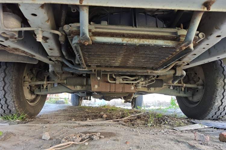 Used Jinbei Hiace 2014 2.0L Fifth-Generation Xiangyun Comfort Type 1 4G20C Chassis Front
