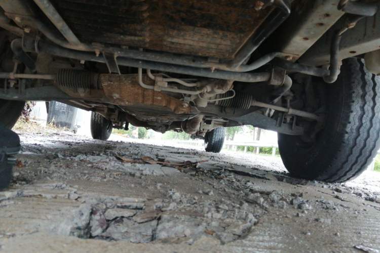 Used Jinbei Hiace 2014 2.0L 5th Generation Power King Deluxe Version V19 Chassis Front