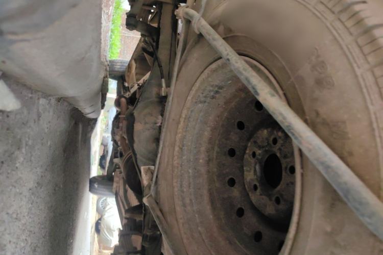 Used Jinbei Hiace 2014 2.0L 5th Generation Kuaiyunwang Business Version 4G19 Chassis Rear