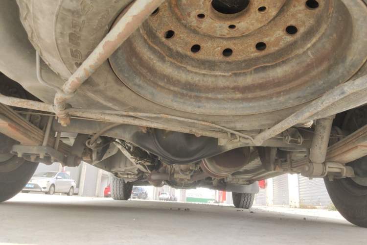 Used Jinbei Hiace 2014 2.0L 5th Generation Kuaiyunwang Business Version 4G19 Chassis Rear