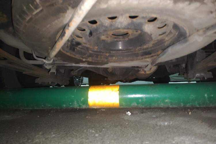 Used Jinbei Hiace 2014 2.0L Fifth-Generation Xiangyun Comfort Type 1 4G20C Chassis Rear