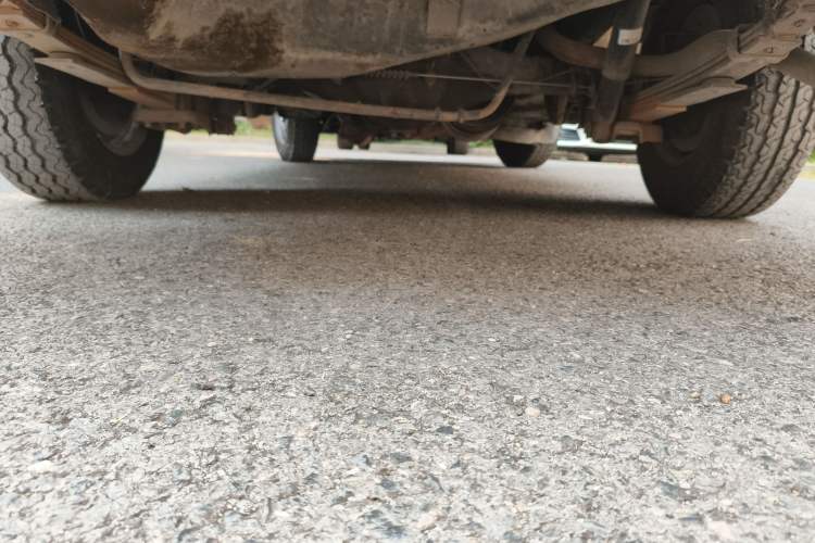 Used Jinbei Hiace 2014 2.0L Fifth-Generation Power King Classic V19 Chassis Rear