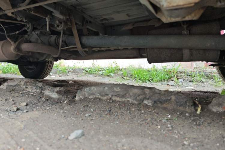 Used Jinbei Hiace 2014 2.0L 5th Generation Kuaiyunwang Business Version 4G20B Chassis Rear Left