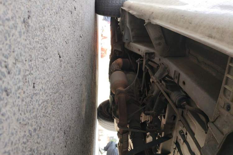 Used Jinbei Hiace 2014 2.0L Fifth-Generation Power King Classic V19 Chassis Rear Left