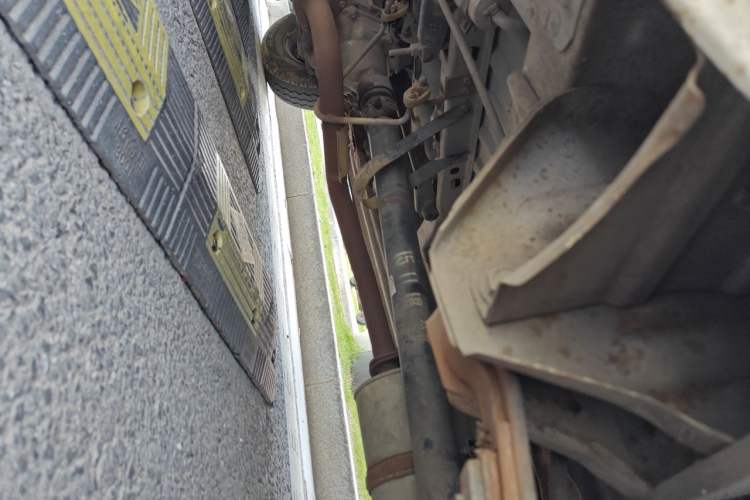 Used Jinbei Hiace 2014 2.0L 5th Generation Kuaiyunwang Business Version 4G21B Chassis Rear Left