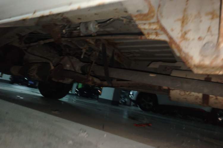 Used Jinbei Hiace 2014 2.0L 5th Generation Kuaiyunwang Business Version 4G19 Chassis Rear Left