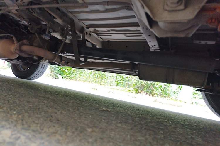 Used Jinbei Hiace 2014 2.0L 5th Generation Kuaiyunwang Business Version 4G19 Chassis Rear Left