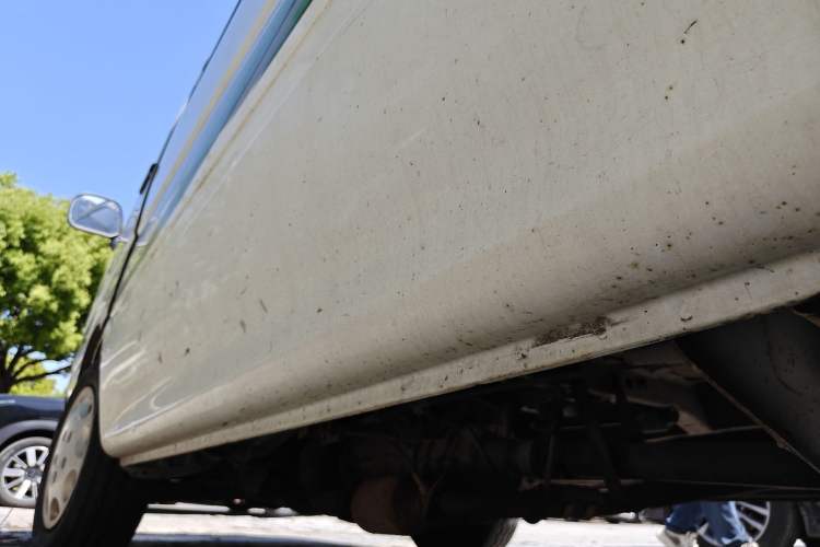 Used Jinbei Hiace 2014 2.0L Fifth-Generation Xiangyun Comfort Type 1 4G20C Chassis Rear Left