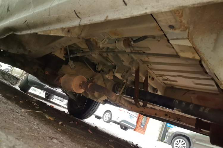 Used Jinbei Hiace 2014 2.0L 5th Generation Kuaiyunwang Business Version 4G20B Chassis Rear Left