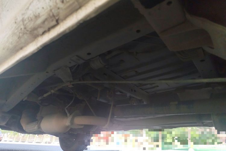 Used Jinbei Hiace 2014 2.0L 5th Generation Kuaiyunwang Business Version 4G20B Chassis Rear Left