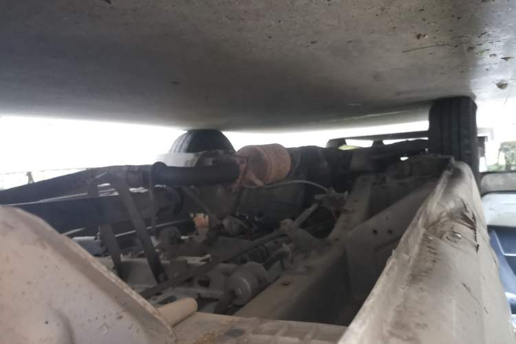 Used Jinbei Hiace 2014 2.0L 5th Generation Kuaiyunwang Business Version 4G20B Chassis Rear Left